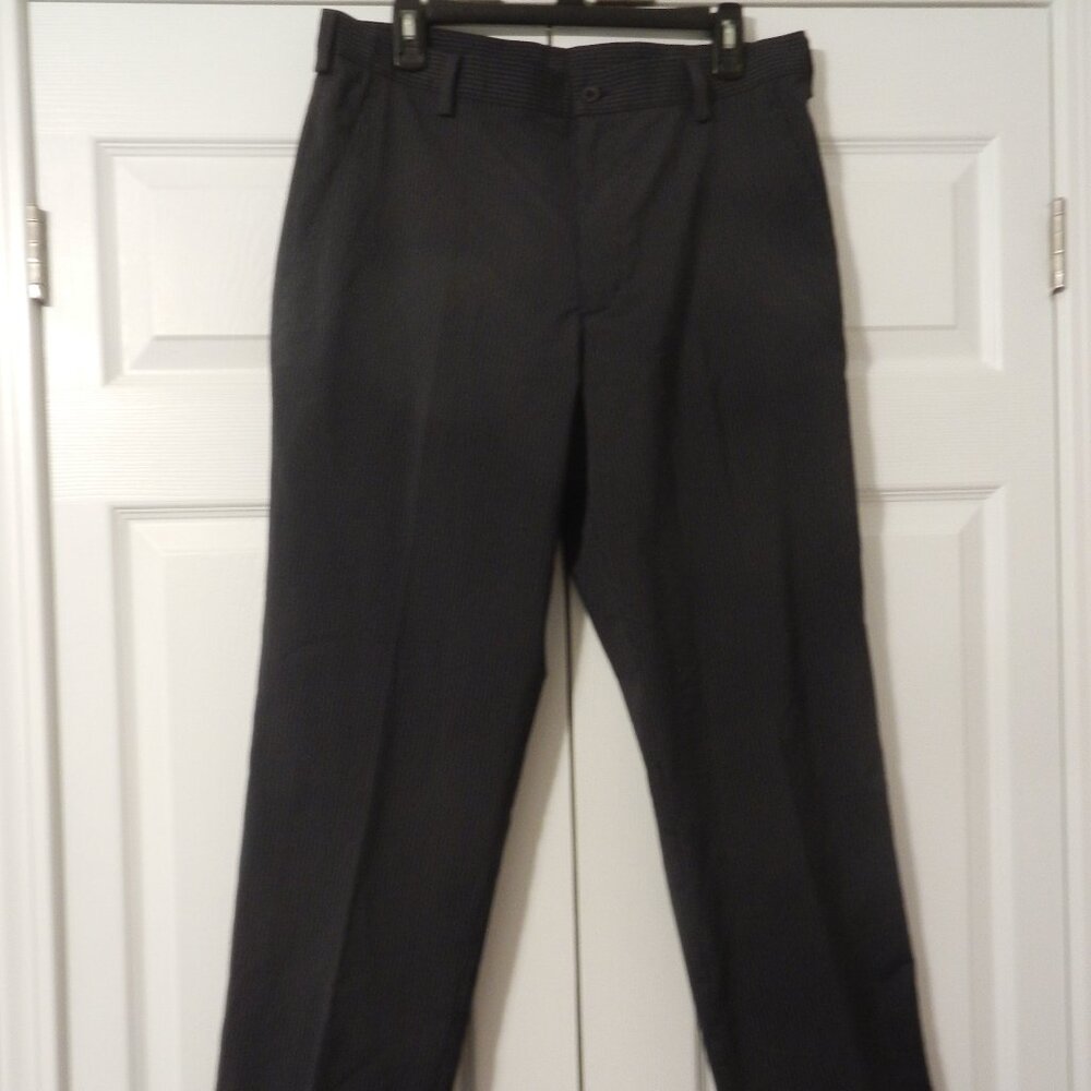 Men’s Nike Golf  Black Pants 33x30 (M)